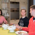 Unter uns – aaron Koszuta, Petra Blossey und Benjamin Heinrich