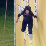Das Sommerhaus der Stars 2020 Folge 6 – Iris Klein beim Spiel „Auf dem Kreuzweg“