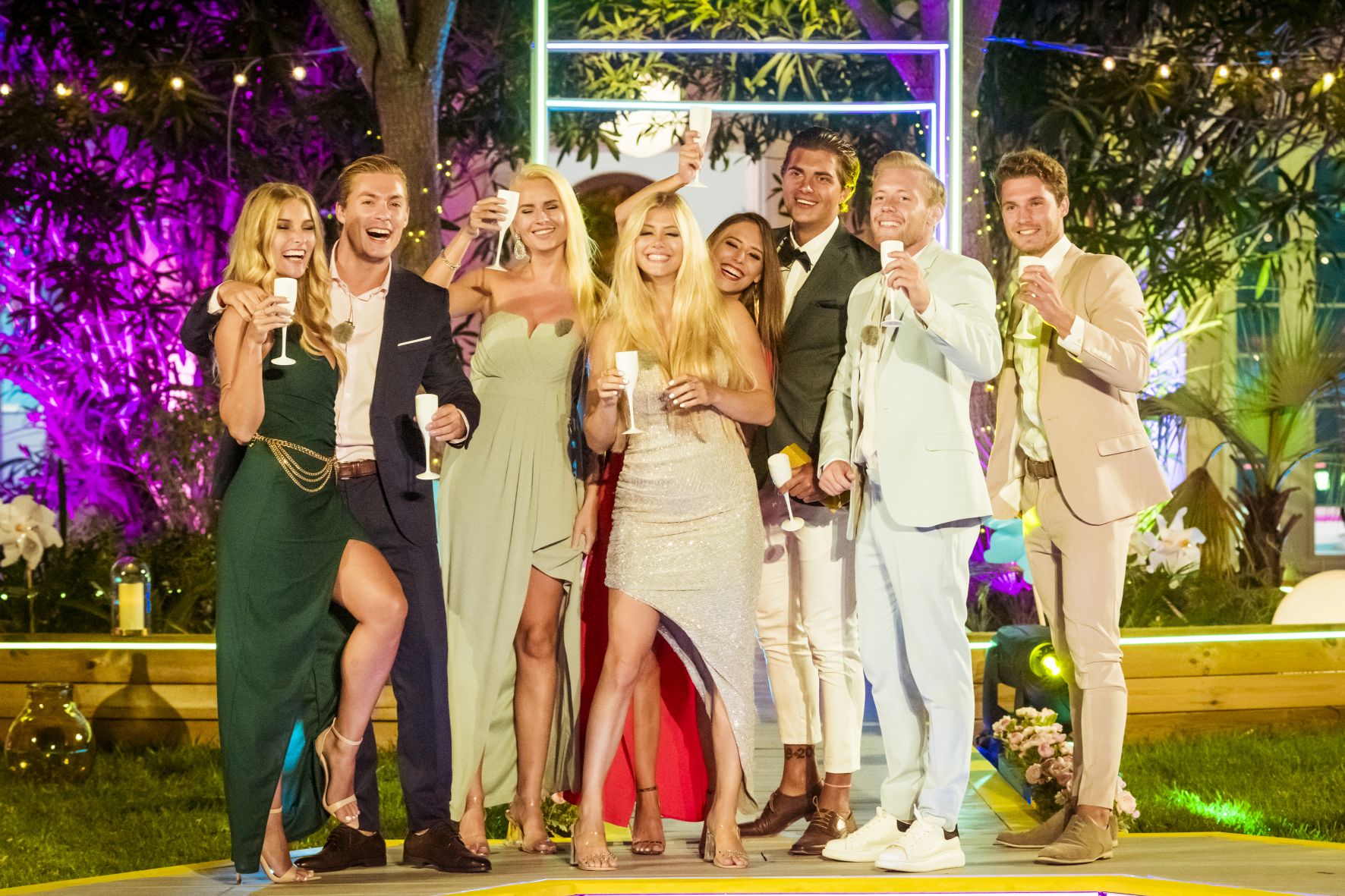 Sandra, Henrik, Anna, Chiara, Melina, Tim, Melvin und Marc sind die Finalisten von Love Island 2020.
