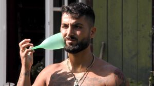 Das Sommerhaus der Stars 2020 Folge 8 - Lou